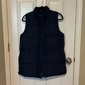 New with Tags Navy Puffer Vest